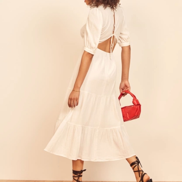 Reformation Dresses & Skirts - Reformation Chicago dress NWOT - Ivory, size 4